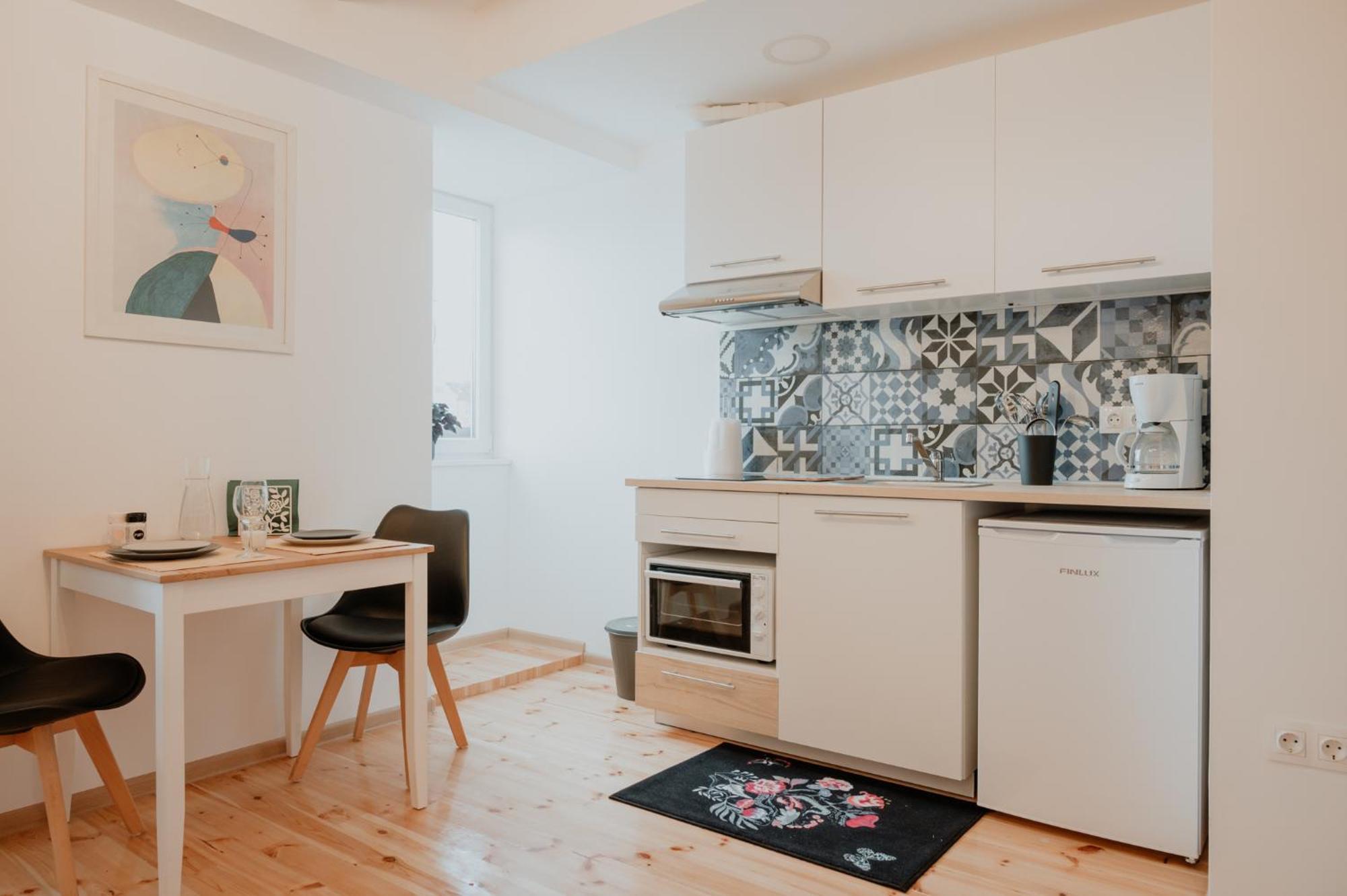 Artiesta - 5 Apartments София Экстерьер фото