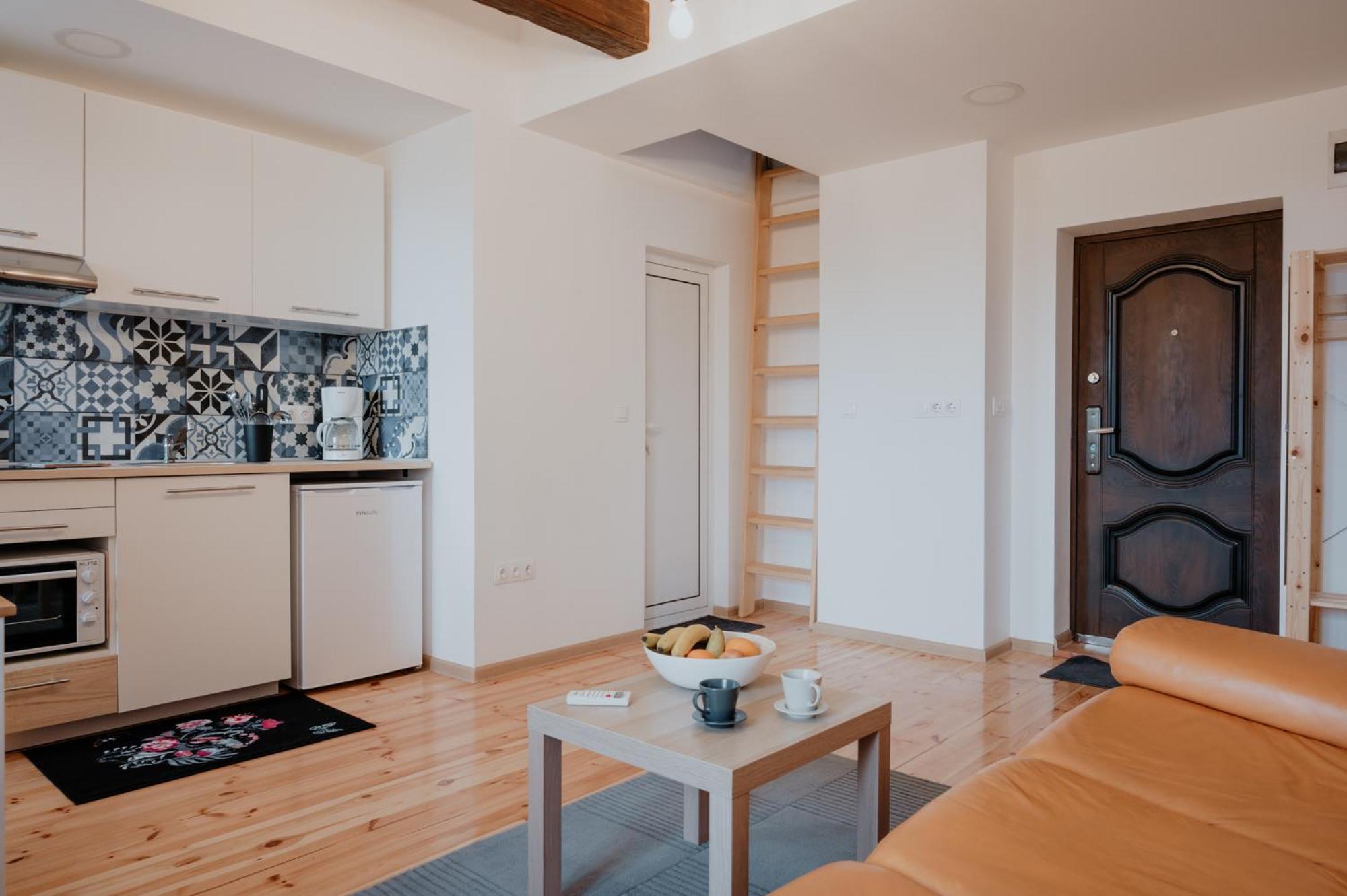 Artiesta - 5 Apartments София Экстерьер фото