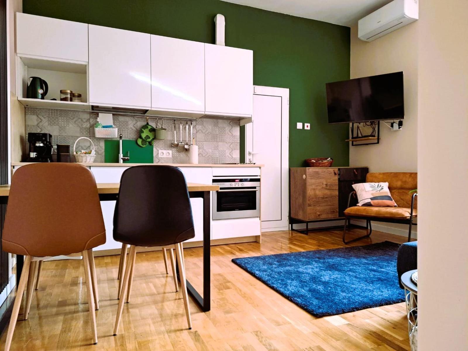 Artiesta - 5 Apartments София Экстерьер фото