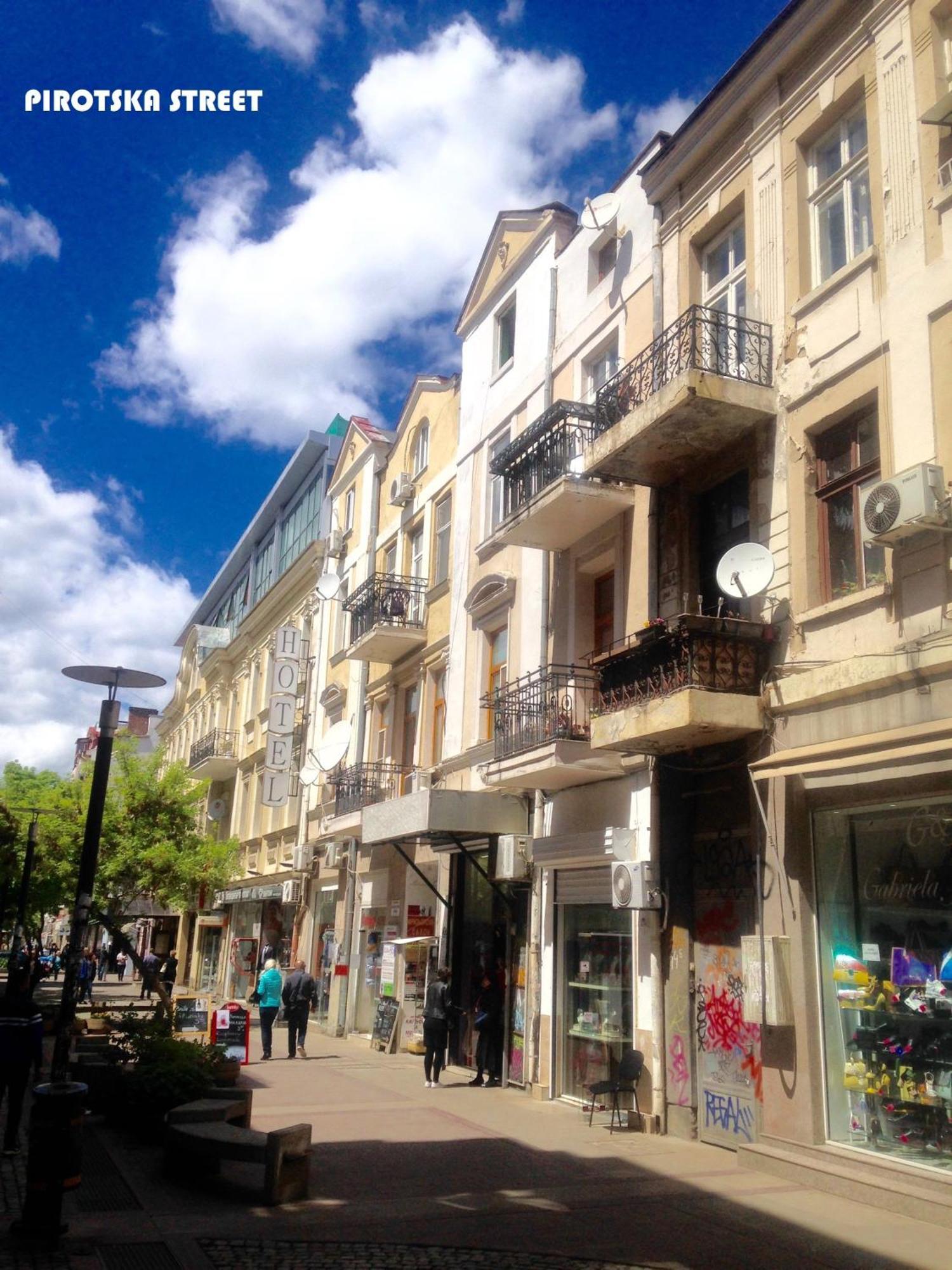 Artiesta - 5 Apartments София Экстерьер фото